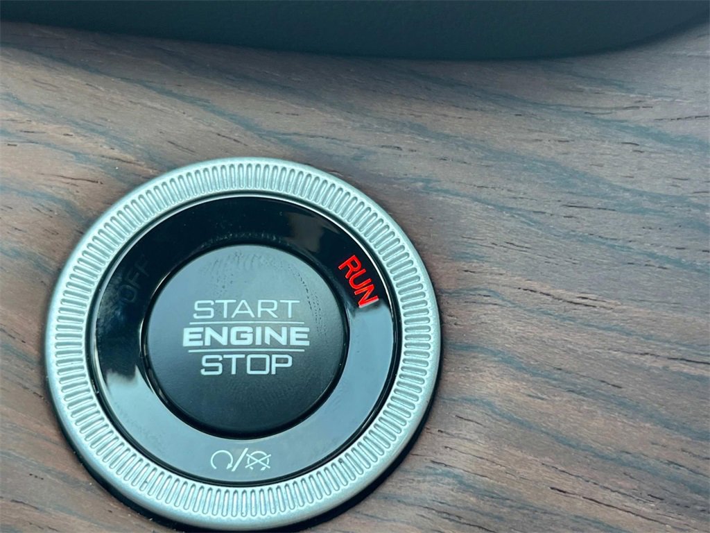 New 2025 Jeep Grand Cherokee Summit image 27