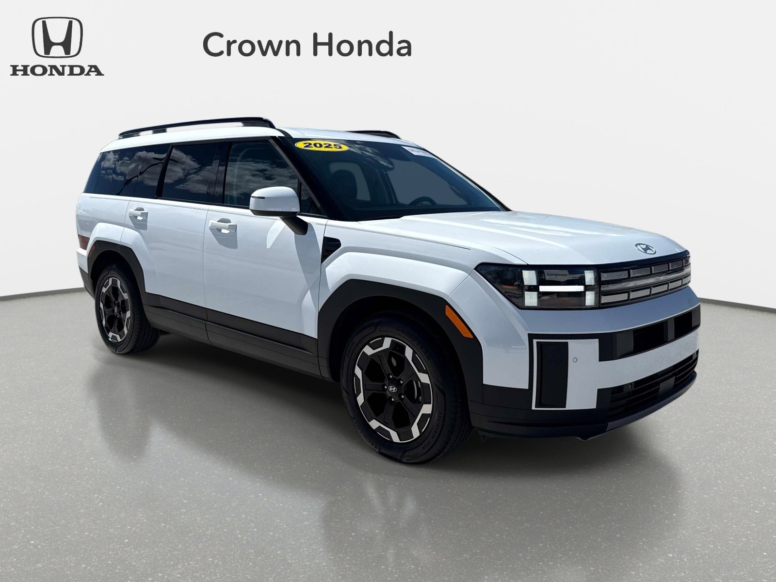 Used 2025 Hyundai Santa Fe SEL image 7