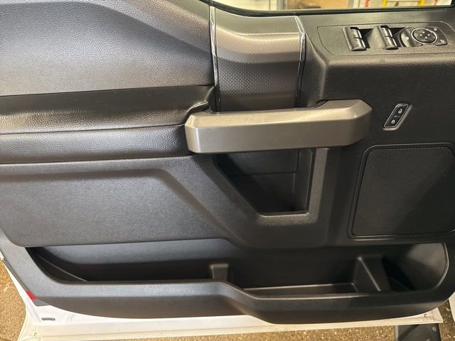 Used 2016 Ford F150 XLT w/ Equipment Group 302A Luxury image 10