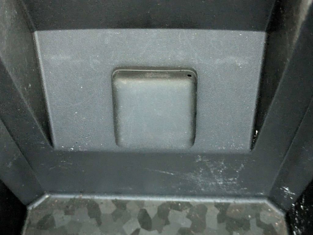 Used 2023 GMC Canyon AT4 w/ AT4 Premium Package image 30