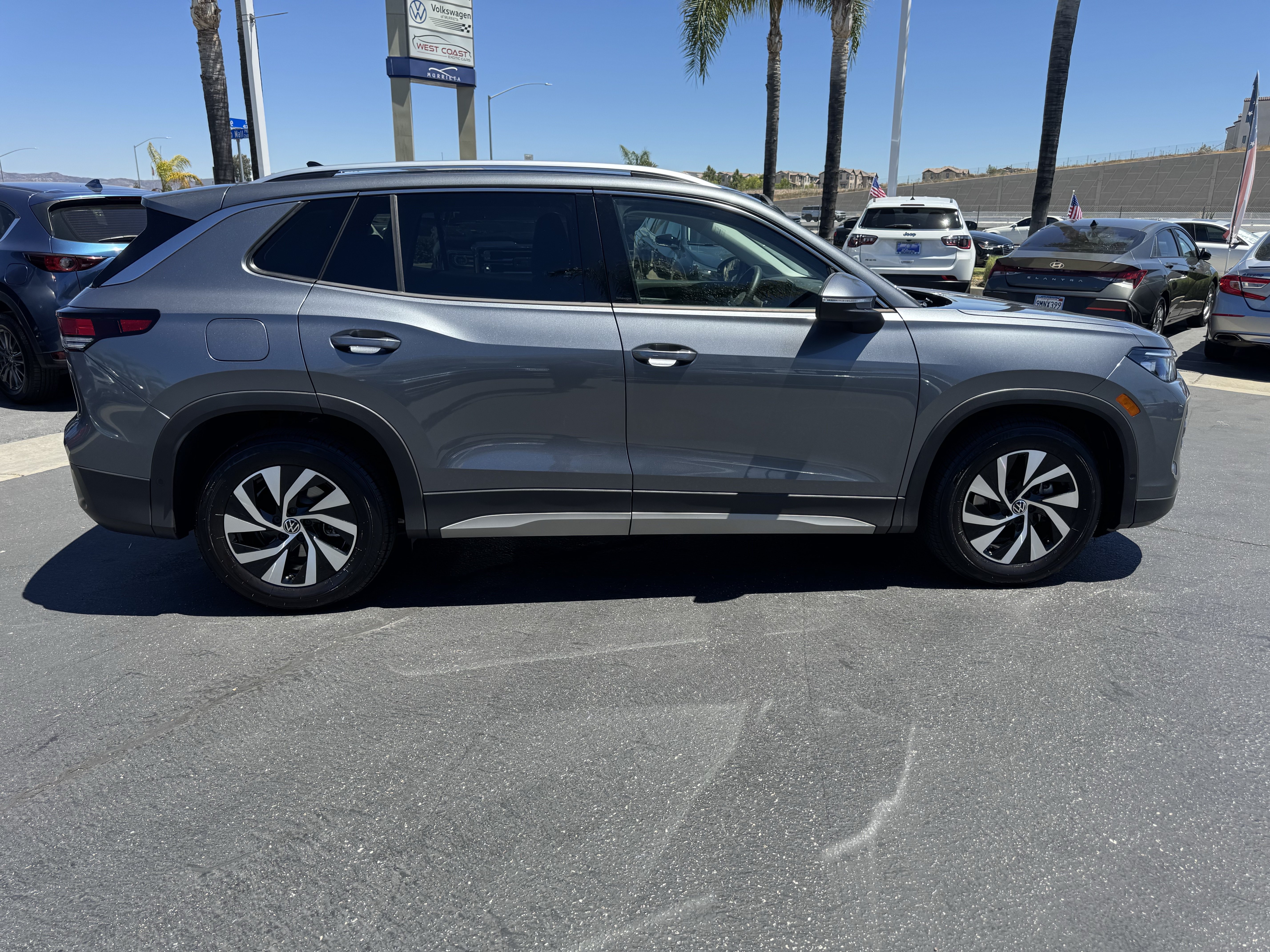 Used 2026 Volkswagen Tiguan S FWD image 11