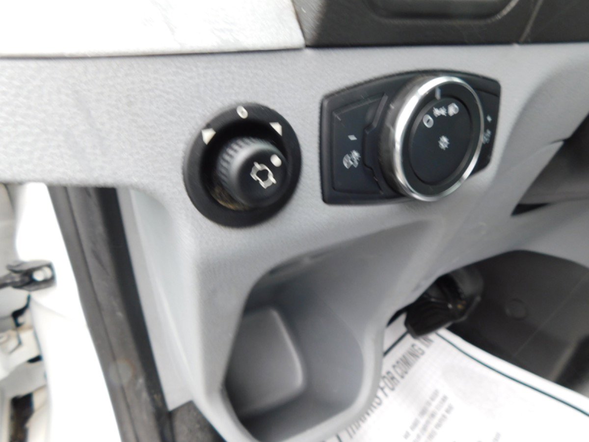 Used 2019 Ford Transit 250 130 Low Roof image 15