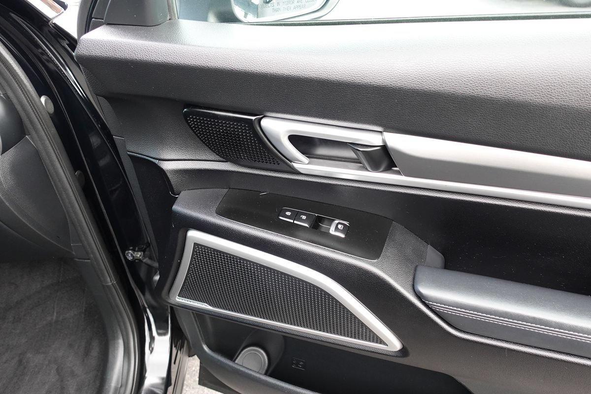 Used 2020 Kia Telluride LX AWD/4WD image 35