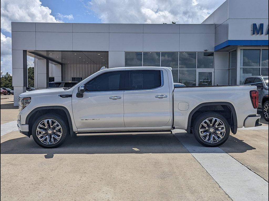 Used 2024 GMC Sierra 1500 Denali AWD/4WD image 11