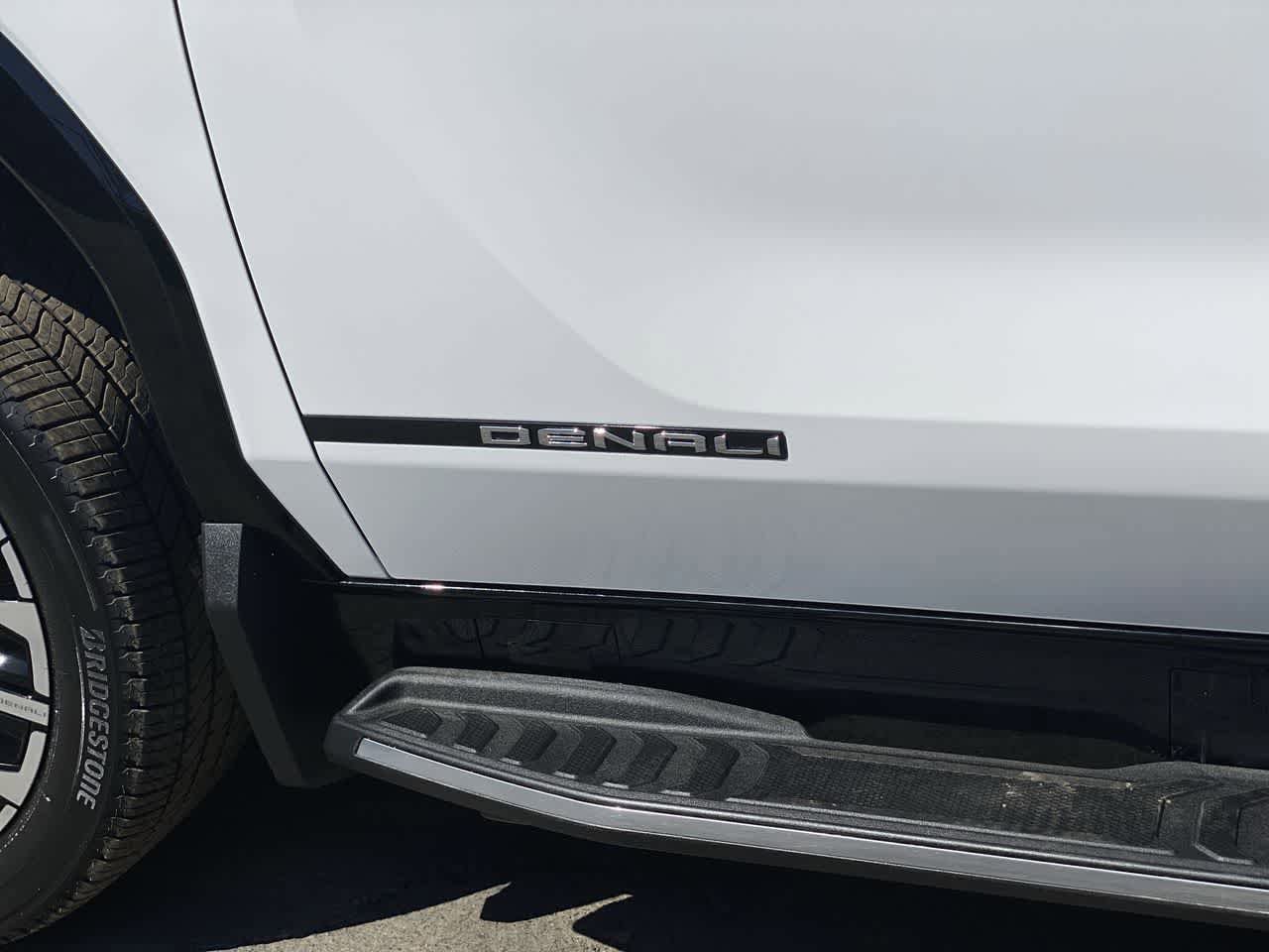 Used 2026 GMC Sierra EV Denali AWD/4WD image 10