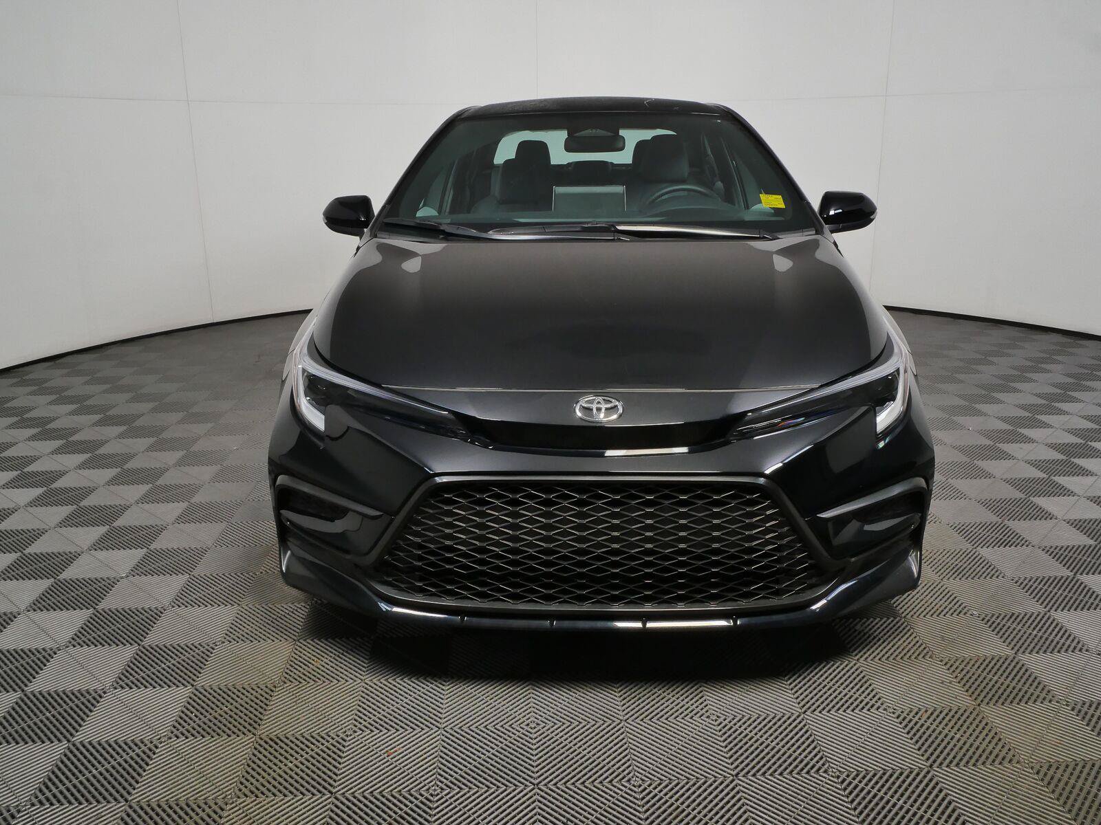 Used 2025 Toyota Corolla FX w/ Convenience Package FWD image 35