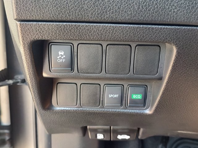 Used 2017 Nissan Rogue S FWD image 23