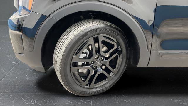 Used 2025 Kia Telluride EX X-Line AWD/4WD image 30
