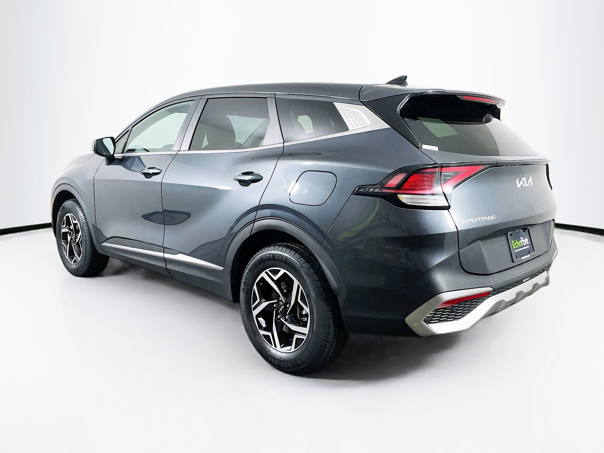 Used 2024 Kia Sportage LX image 5