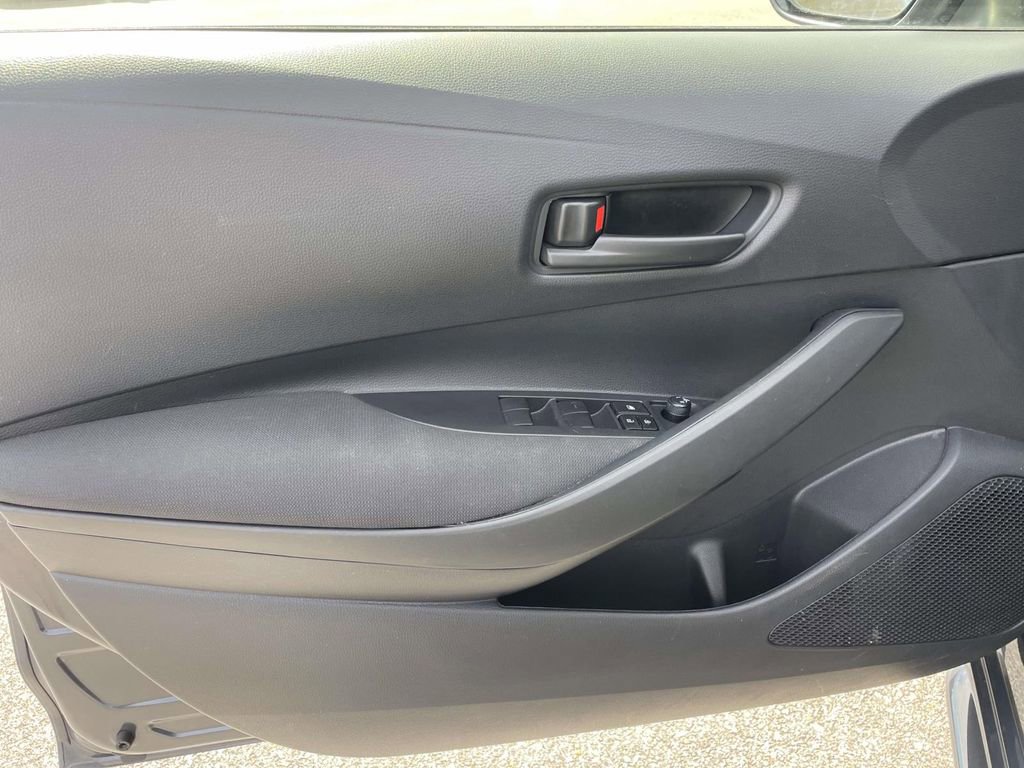 Used 2024 Toyota Corolla LE image 16