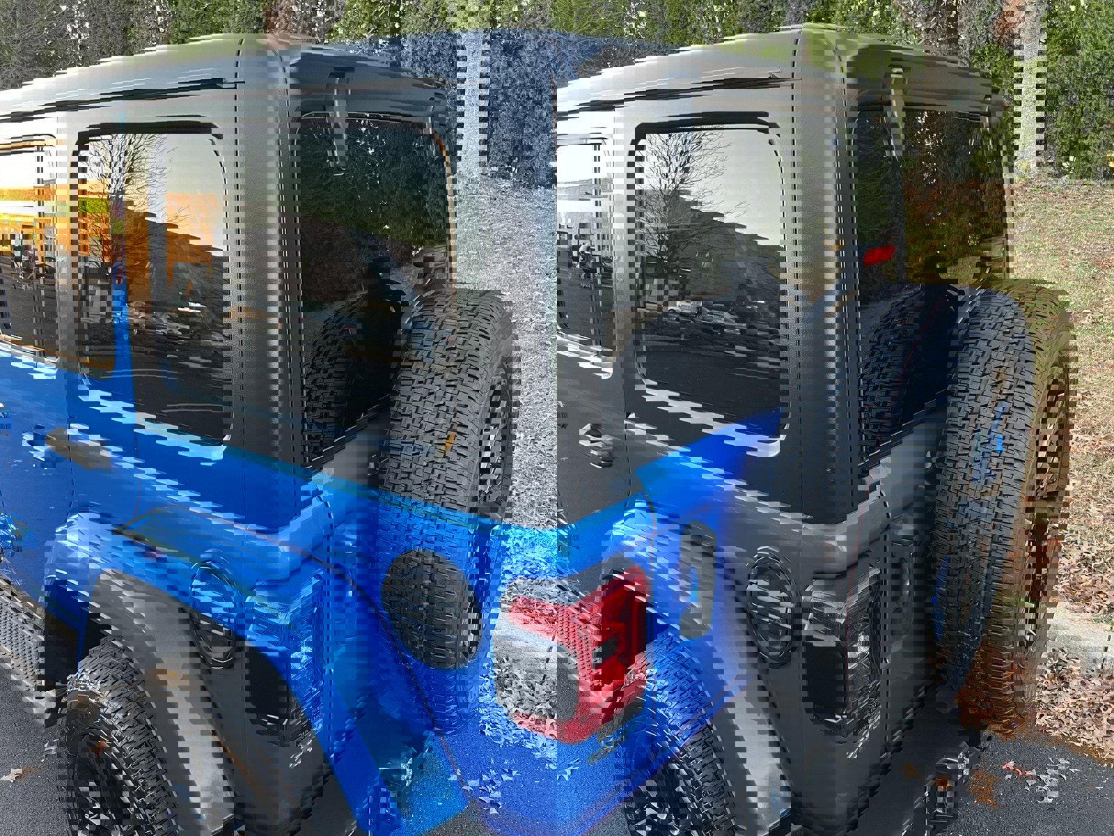 Used 2022 Jeep Wrangler Unlimited Sahara w/ Cold Weather Group image 69