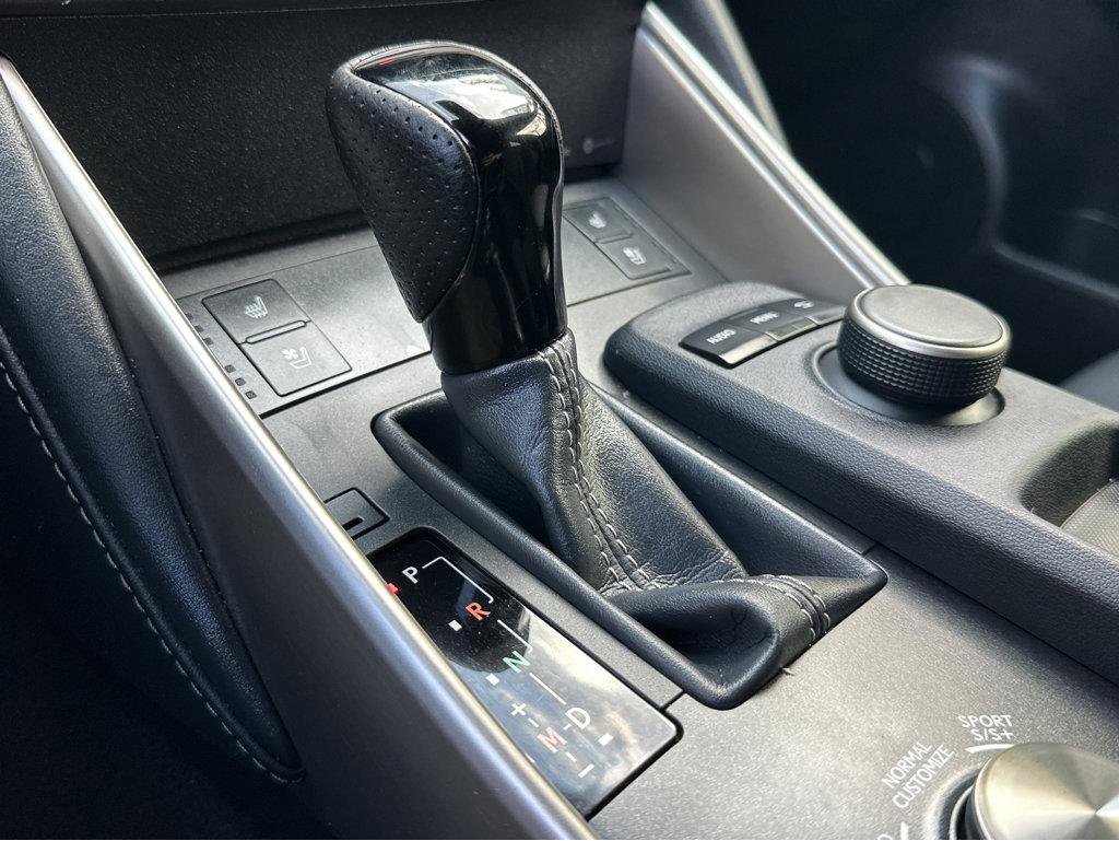 Used 2020 Lexus IS 350 F Sport w/ F Sport Package image 28