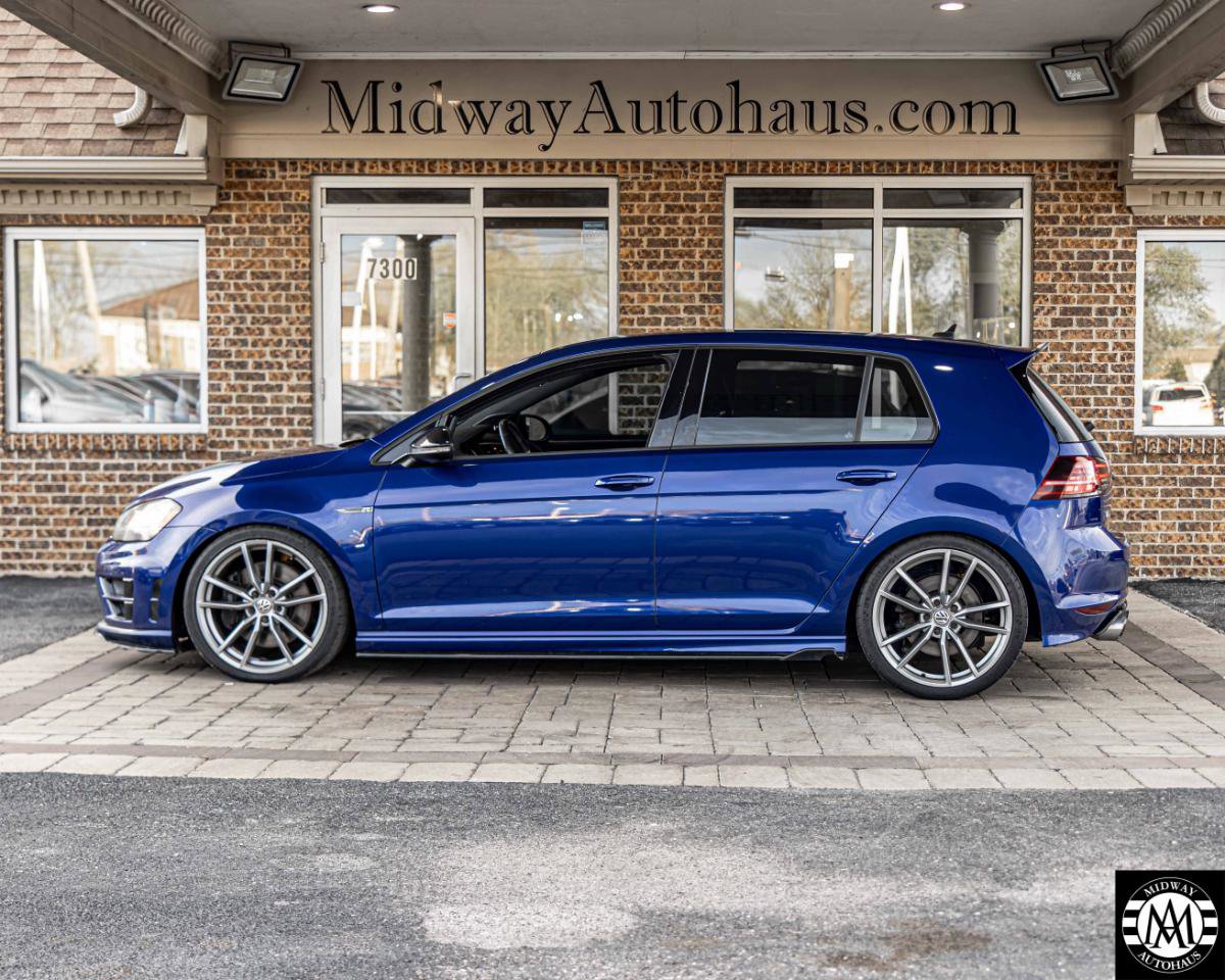 Used 2017 Volkswagen Golf R 4-Door AWD/4WD image 4