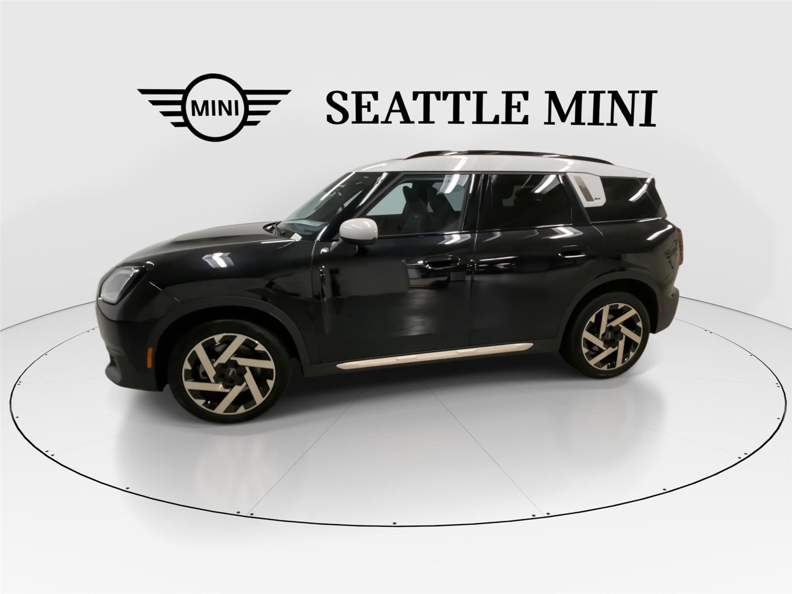 Certified 2025 MINI Cooper Countryman S w/ Comfort Package Max image 6