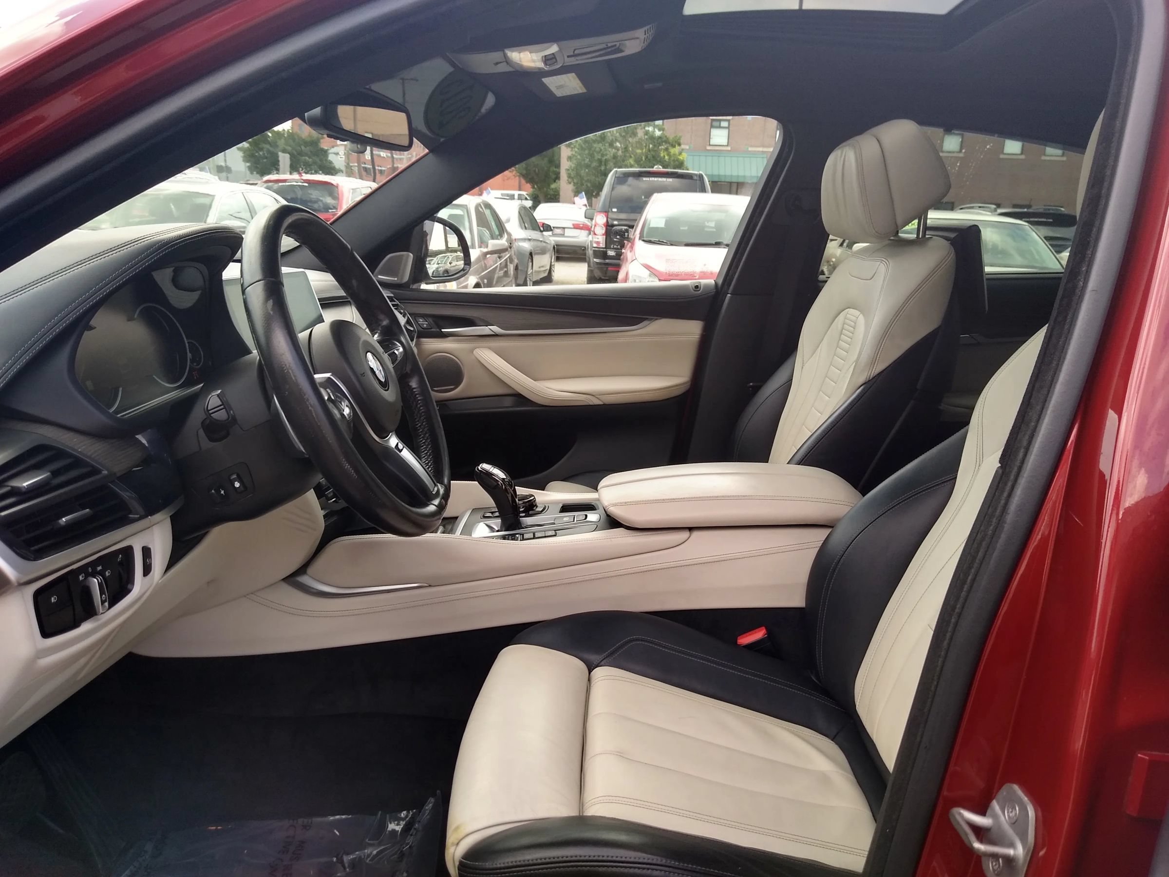 Used 2015 BMW X6 xDrive50i AWD/4WD image 13