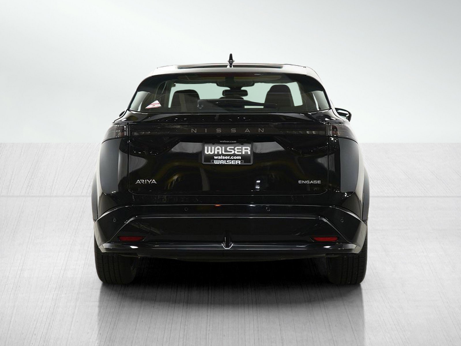 Used 2023 Nissan Ariya FWD image 4