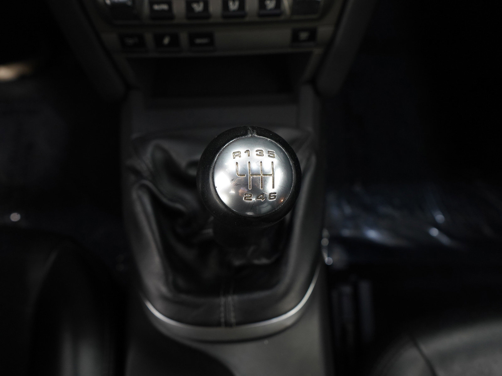 Used 2005 Porsche 911 Carrera S image 19