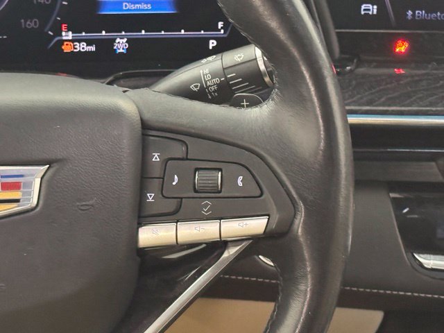Used 2021 Cadillac Escalade Premium Luxury w/ Performance Package AWD/4WD image 11