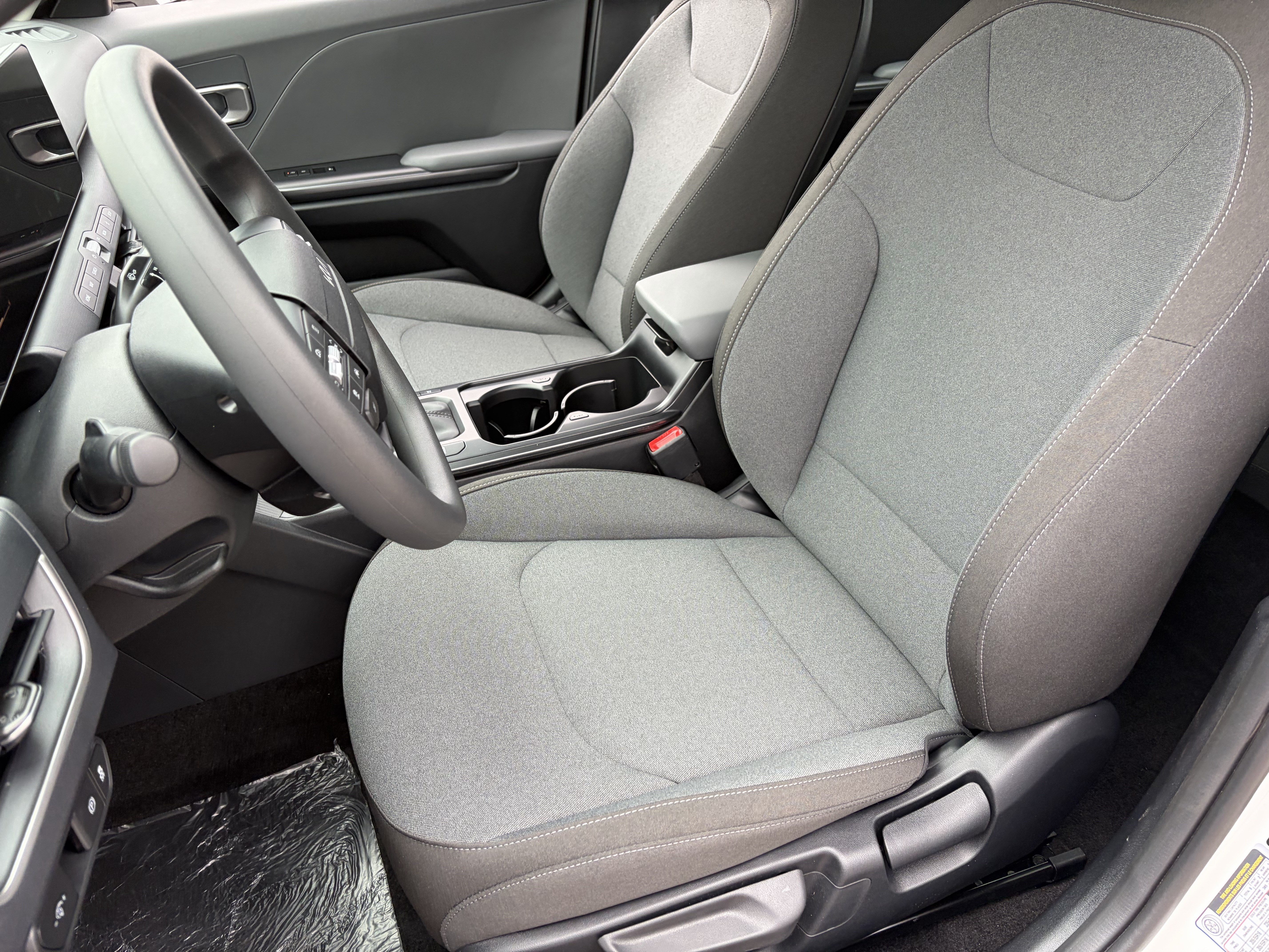 New 2026 Kia K4 FWD image 18