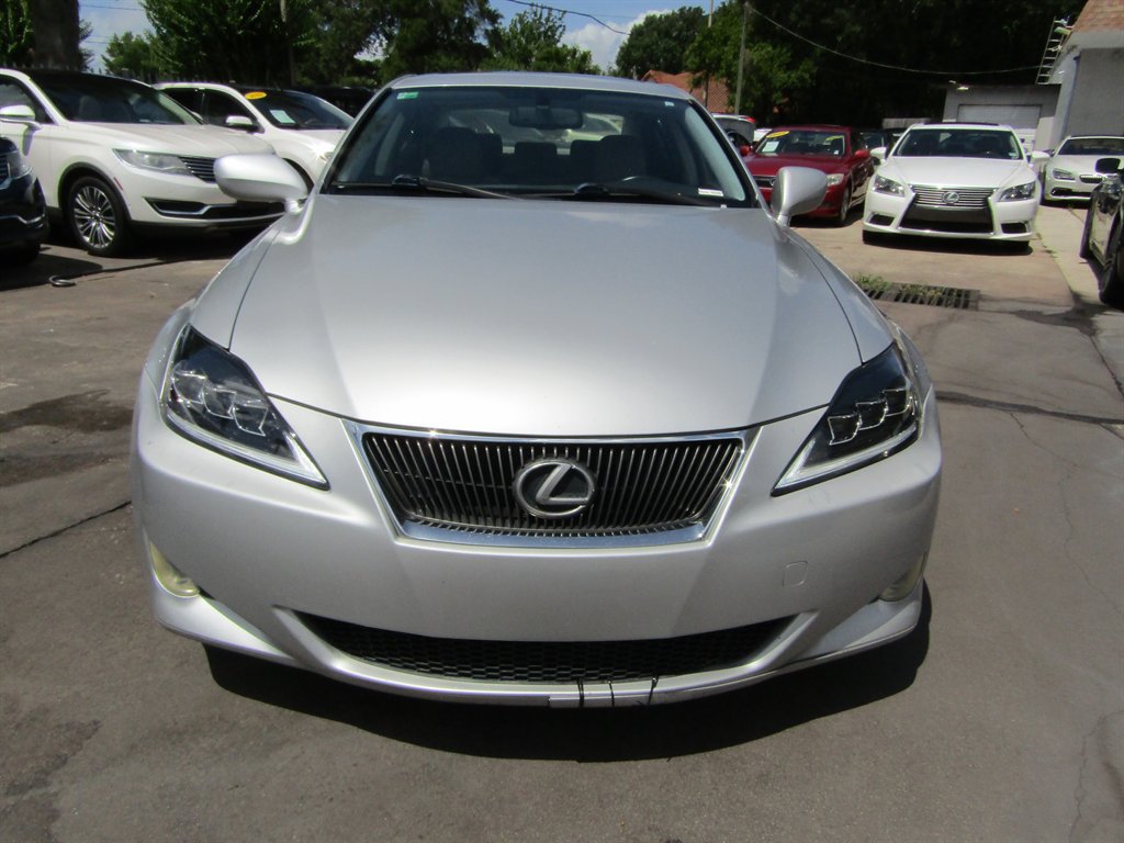 Used 2008 Lexus IS 250 RWD image 2