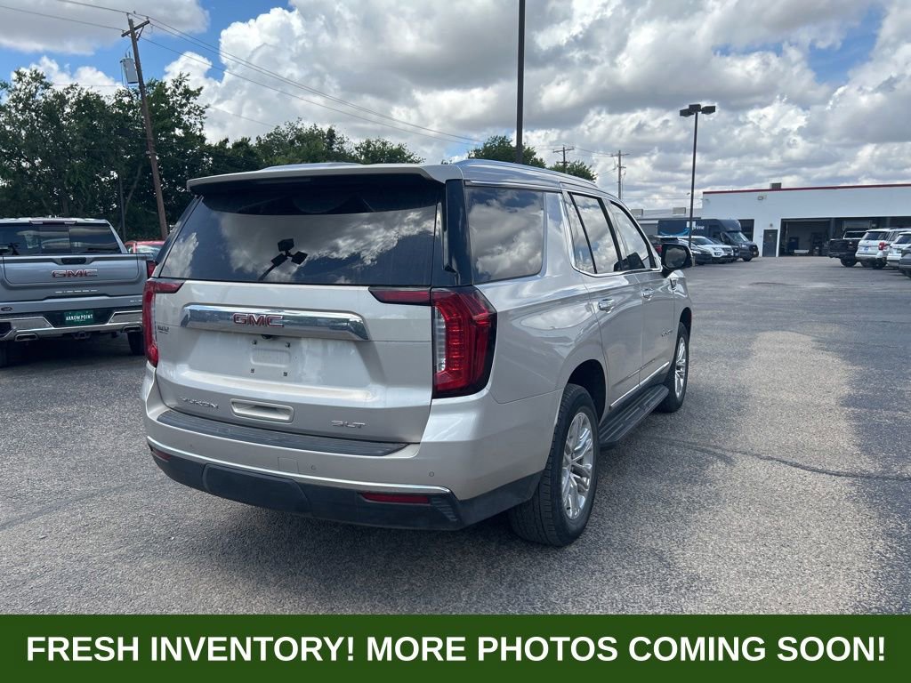 Used 2021 GMC Yukon SLT w/ SLT Premium Package RWD image 3