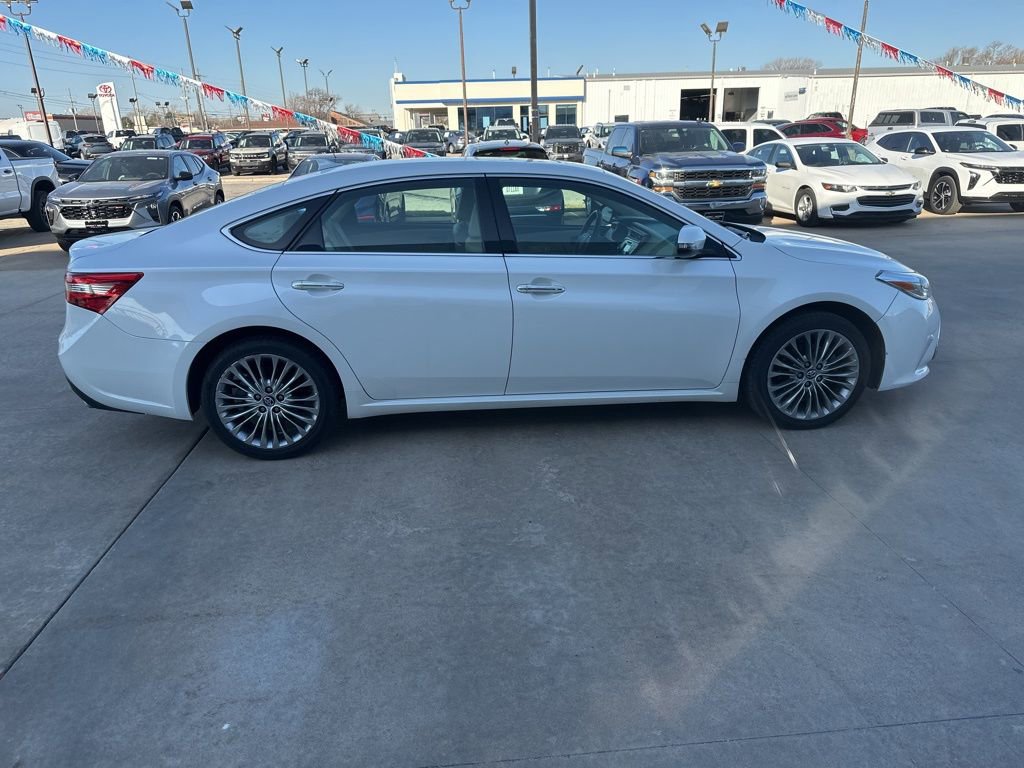 Used 2016 Toyota Avalon Limited w/ Toyota Safety Sense Package FWD image 33
