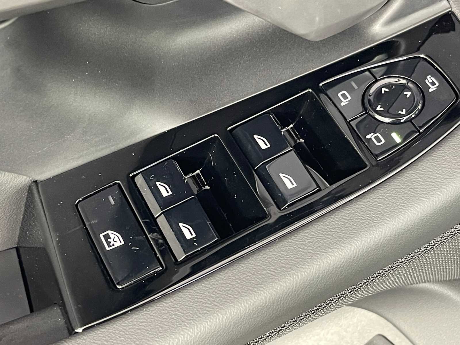 New 2026 BMW i5 eDrive40 image 19