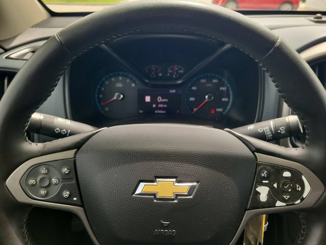 Used 2022 Chevrolet Colorado Z71 w/ LPO, Tonneau and Step Package RWD image 21