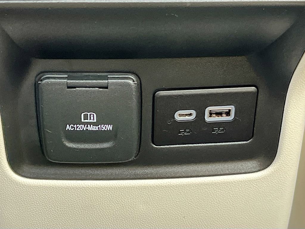 Used 2023 GMC Acadia Denali w/ Denali Ultimate Package image 27