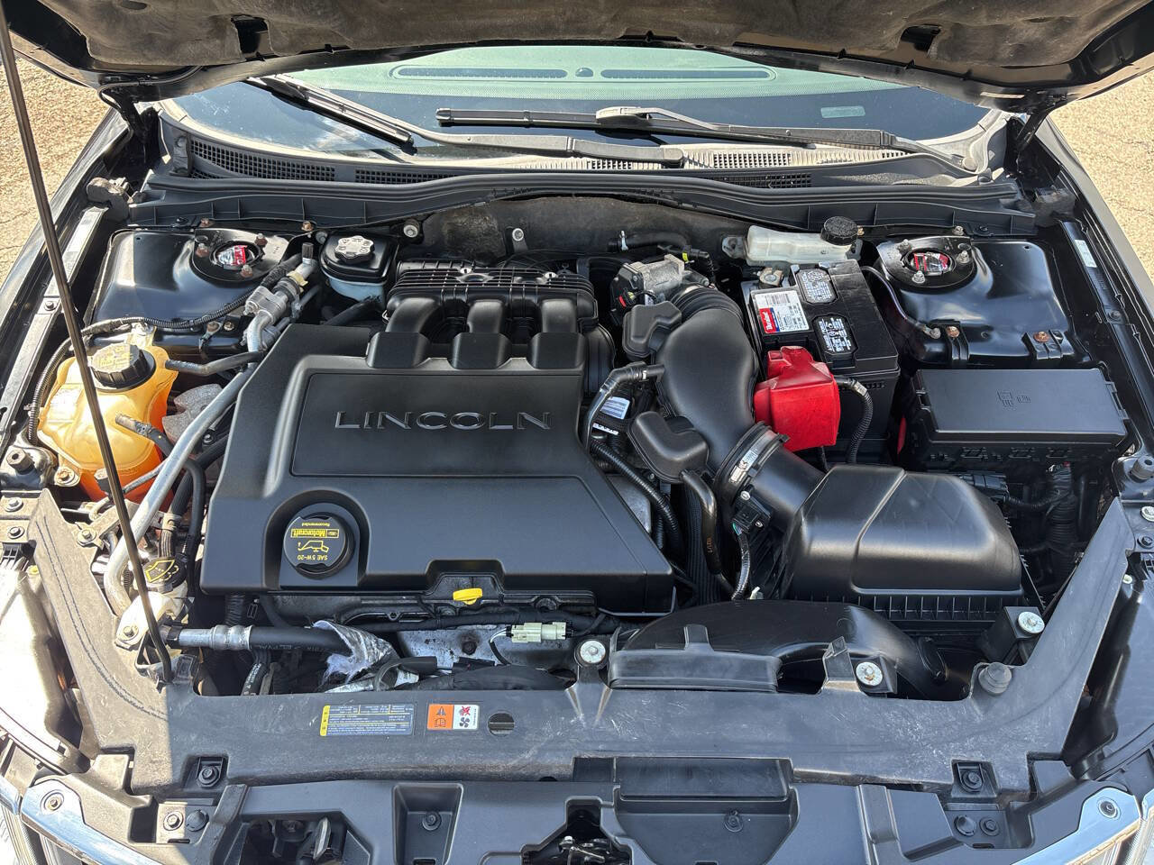 Used 2012 Lincoln MKZ FWD image 25