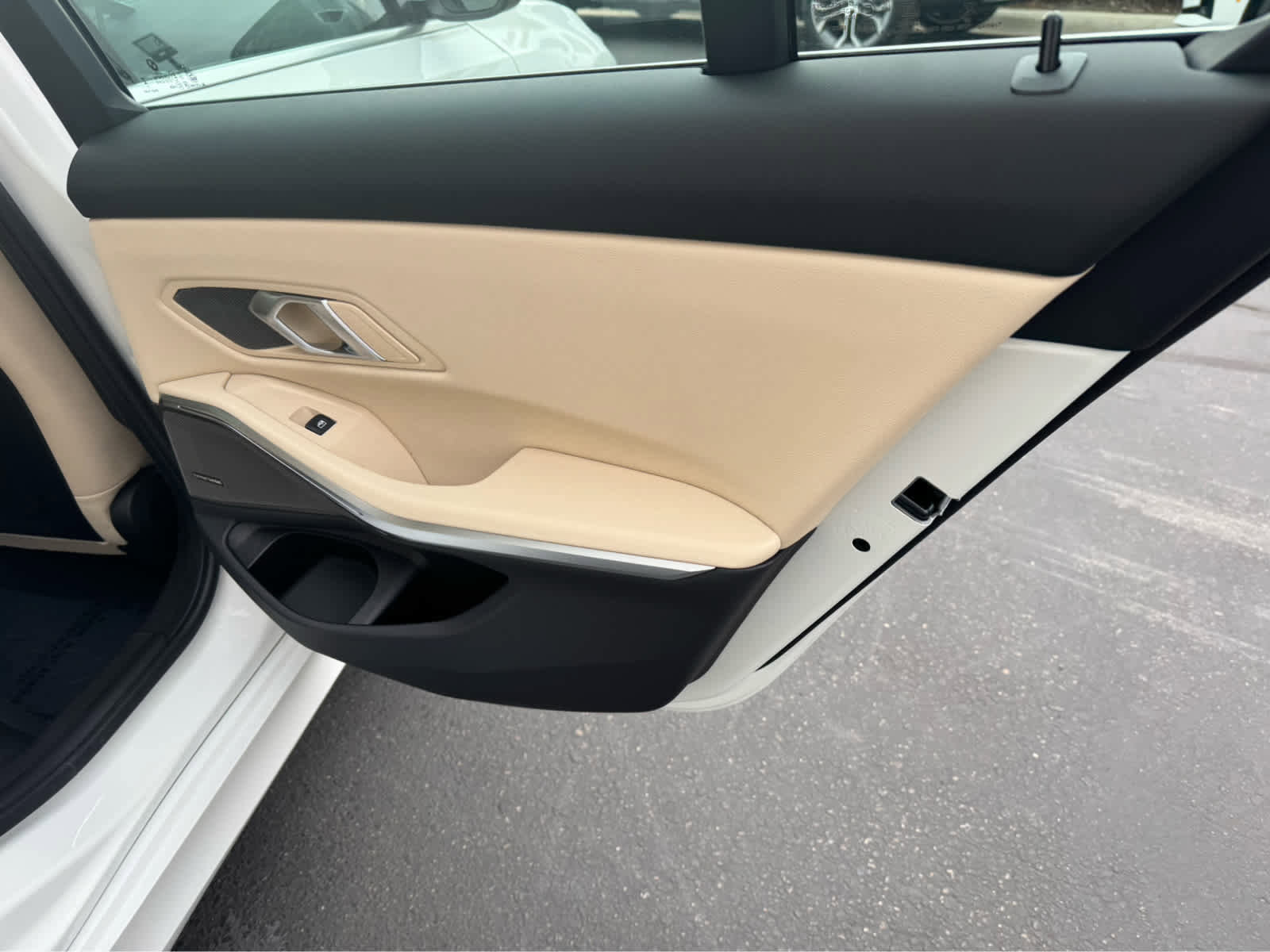 New 2026 BMW 330i Sedan w/ Convenience Package image 20