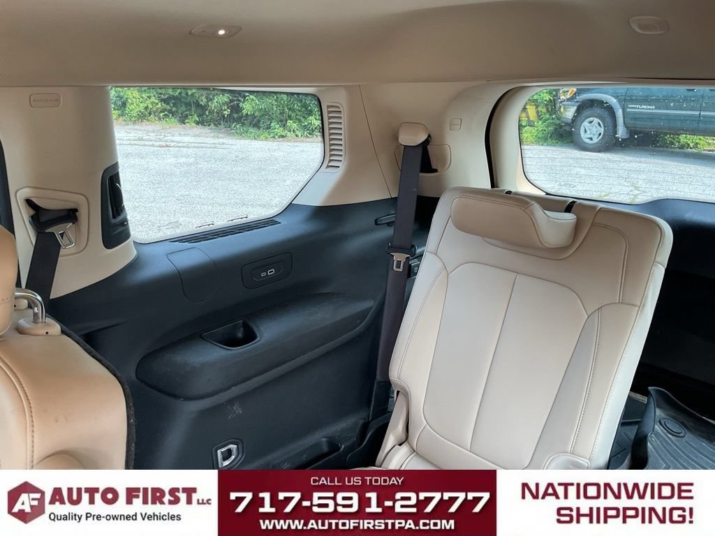 Used 2021 Jeep Grand Cherokee L Limited AWD/4WD image 12
