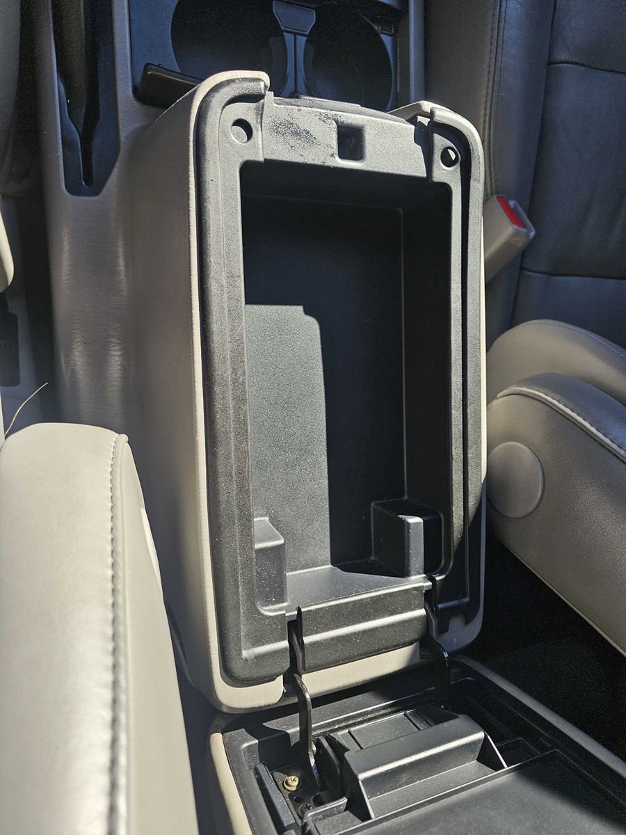 Used 2003 Toyota Land Cruiser image 17