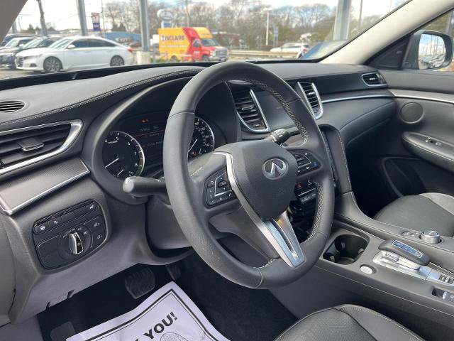 Certified 2023 INFINITI QX50 Luxe image 11