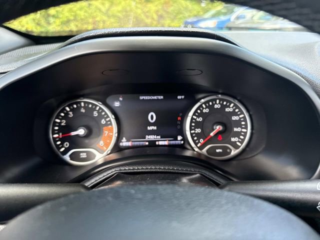 Used 2021 Jeep Renegade Latitude image 30