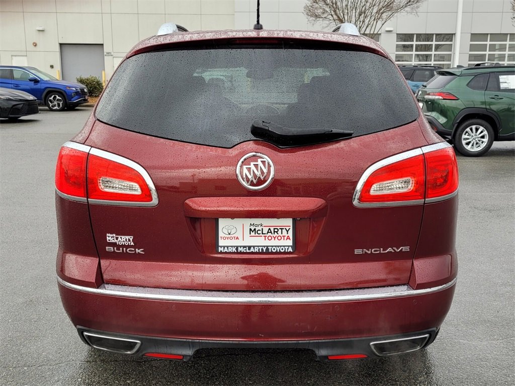 Used 2015 Buick Enclave Leather image 10