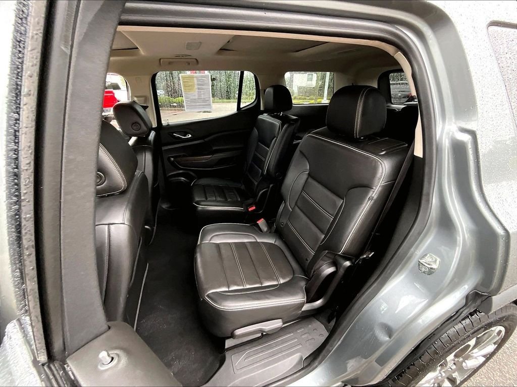 Used 2023 GMC Acadia Denali w/ Denali Ultimate Package AWD/4WD image 15
