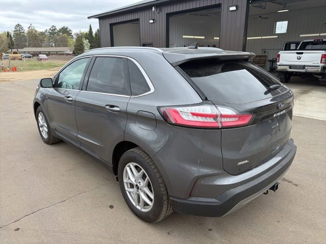 Used 2024 Ford Edge SEL w/ Convenience Package AWD/4WD image 3