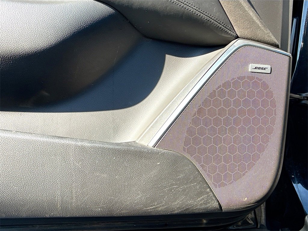 Used 2018 Cadillac Escalade ESV Platinum image 19