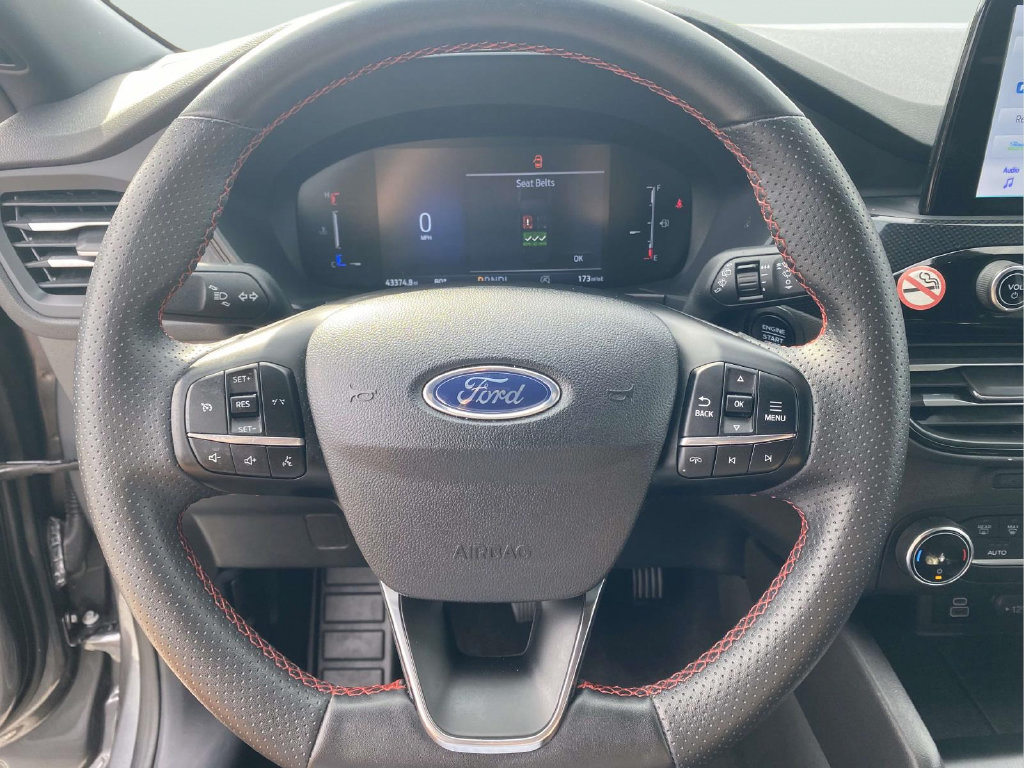 Used 2025 Ford Escape ST-Line FWD image 19