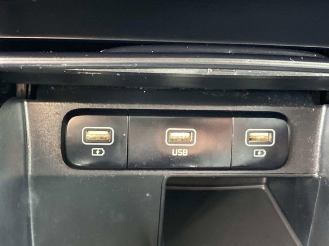 Used 2022 Kia Sorento S image 33