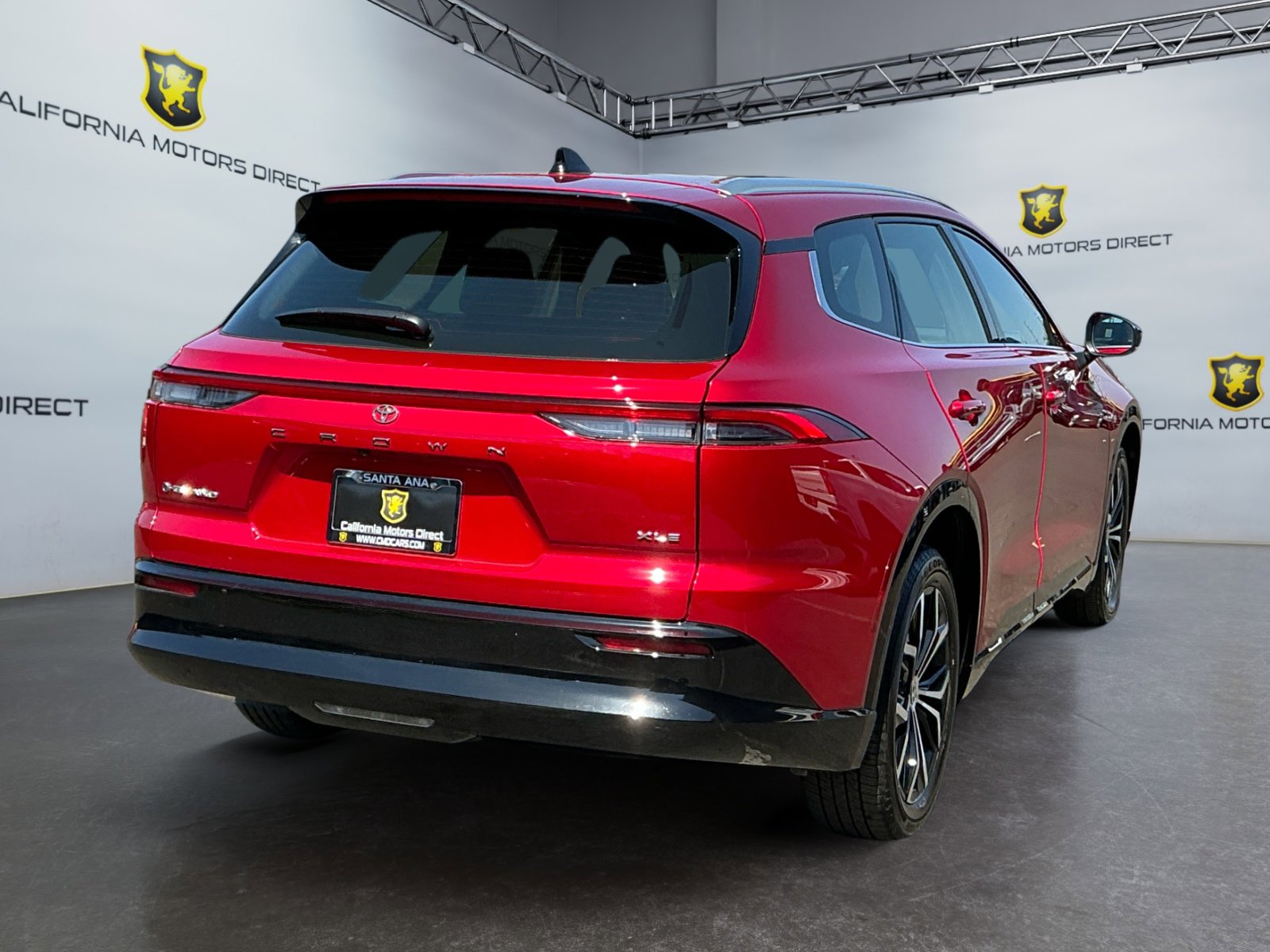 Used 2025 Toyota Crown Signia AWD/4WD image 5