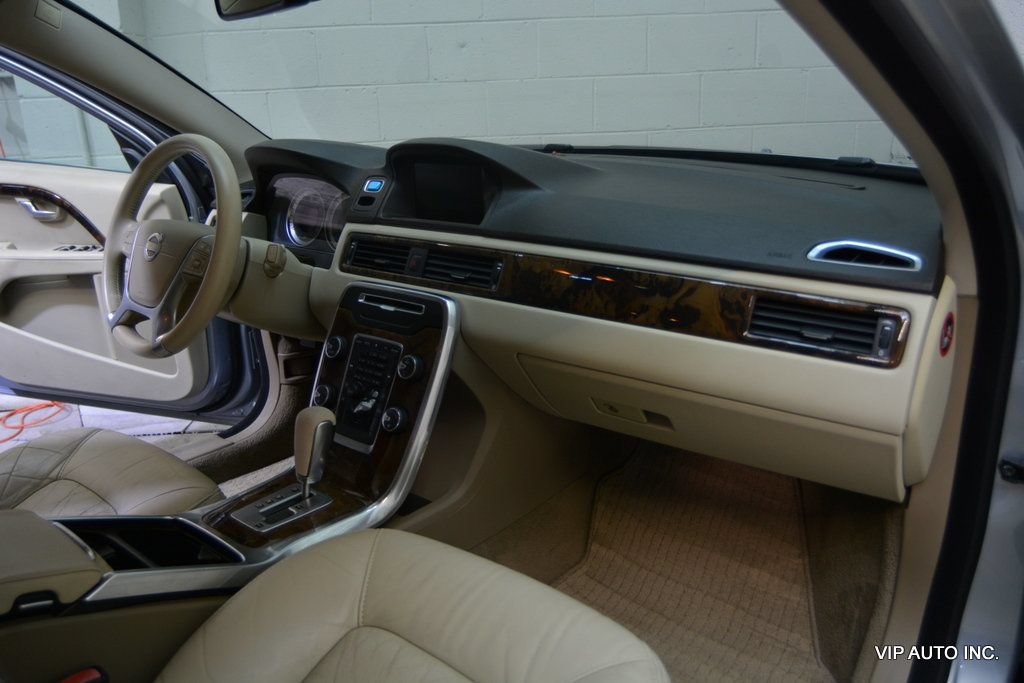 Used 2012 Volvo XC70 3.2 FWD image 20