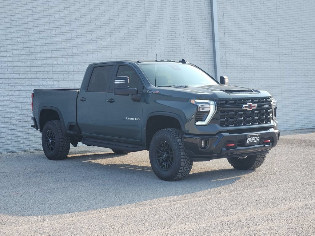New 2026 Chevrolet Silverado 2500 ZR2 AWD/4WD image 2