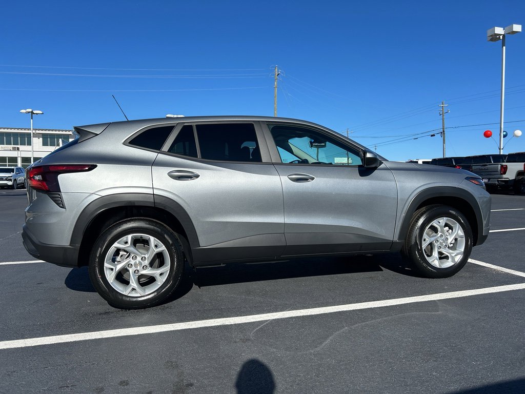 New 2026 Chevrolet Trax LS w/ LS Convenience Package image 8