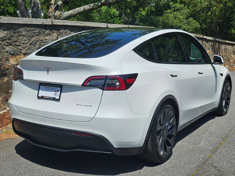 Used 2023 Tesla Model Y Performance AWD/4WD image 11