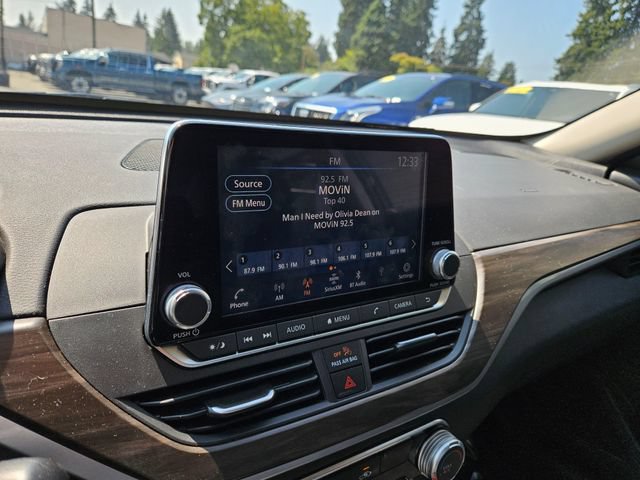 Used 2024 Nissan Altima 2.5 SV FWD image 29