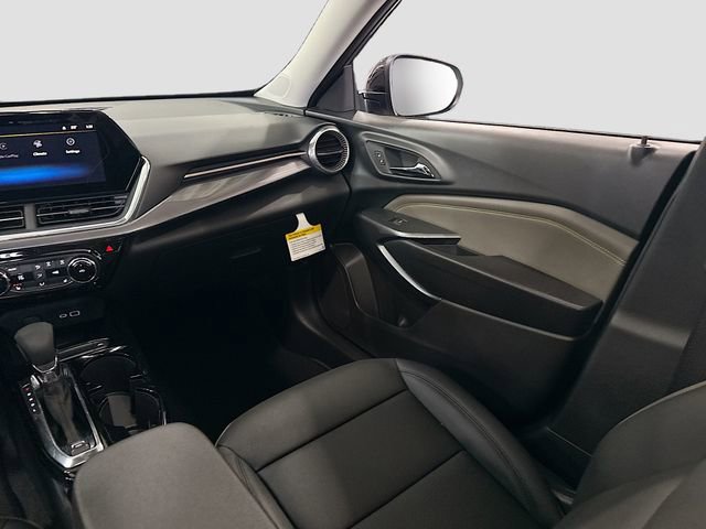 New 2026 Chevrolet Trax ACTIV w/ Sunroof Package image 25