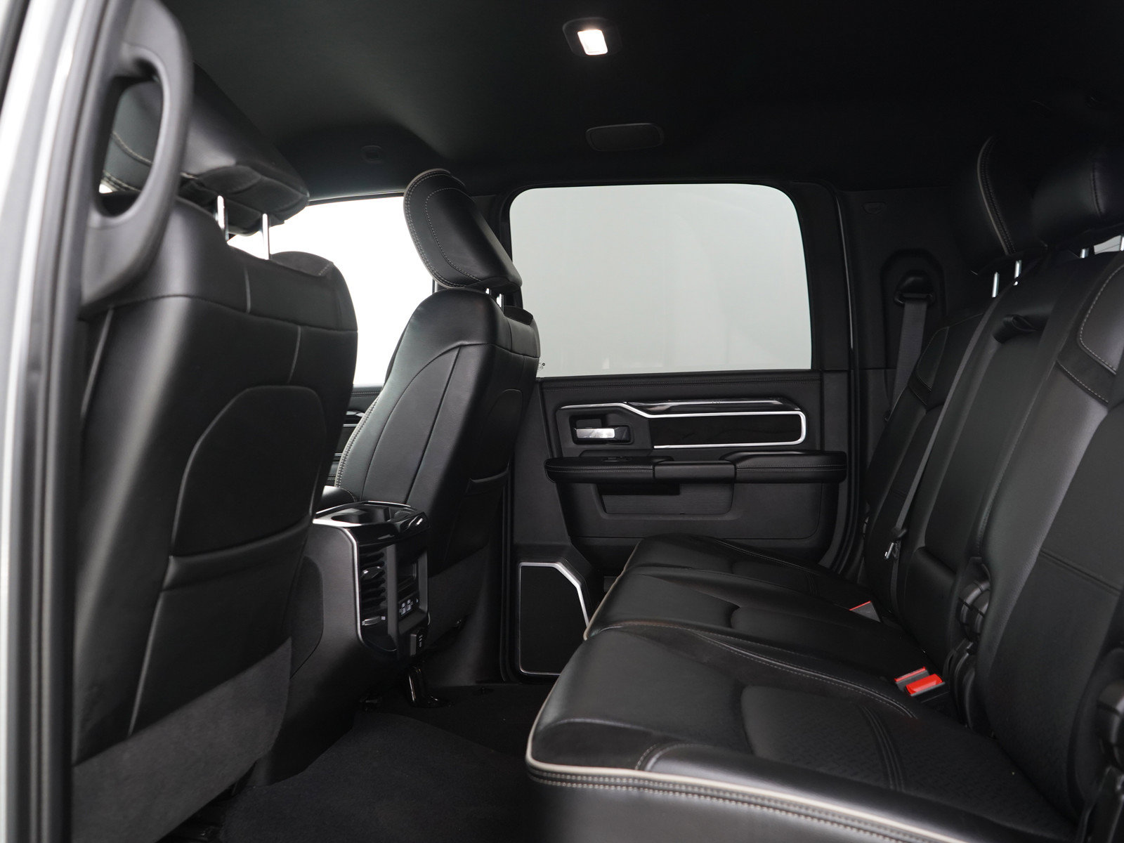 Used 2022 RAM 2500 Laramie AWD/4WD image 18