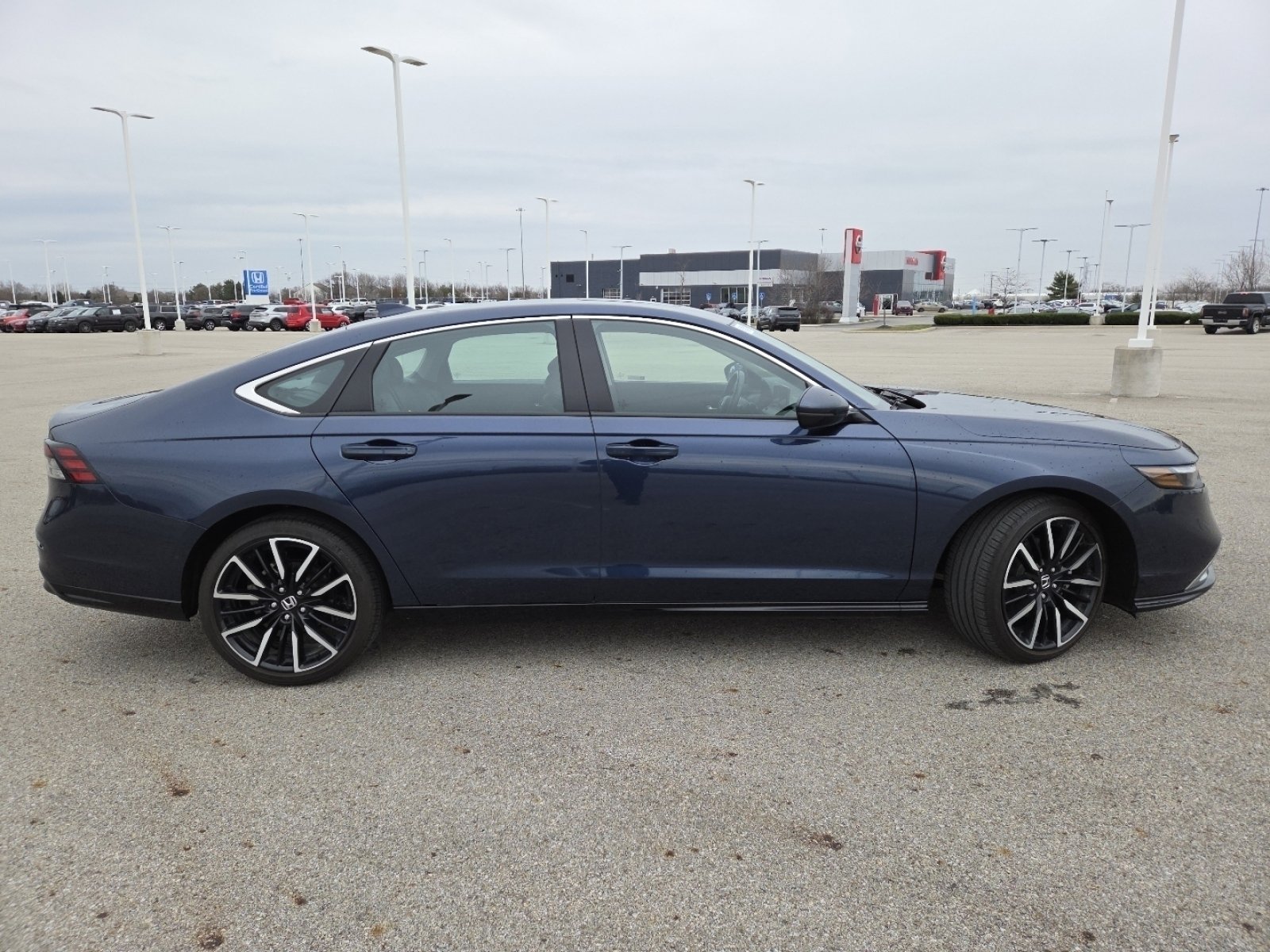 Used 2023 Honda Accord Touring image 21